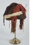 Wool wig with colored hairs